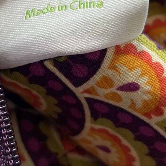 Vera Bradley Crossbody Purse Bag Carryall Plum Crazy Zipper Front Pocket - Picture 11 of 11